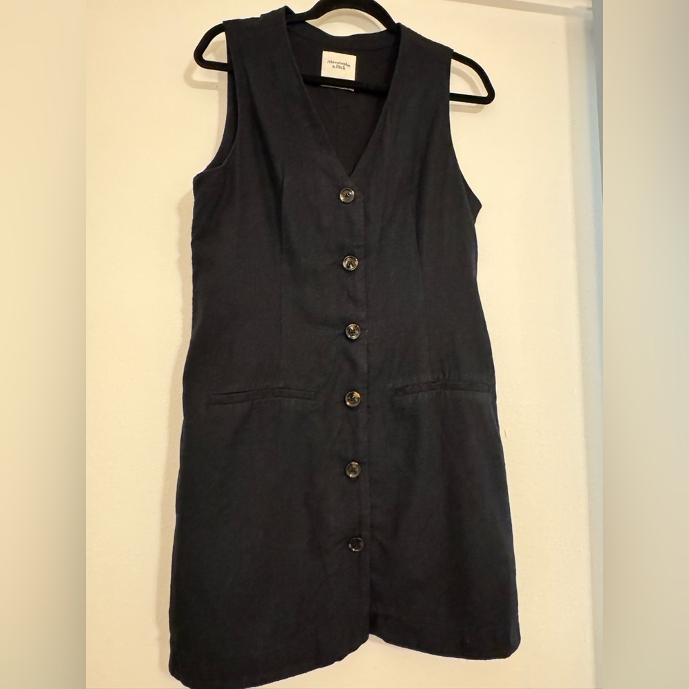 Abercrombie & Fitch Mara Linen-Blend Vest Mini Dress in Black- Medium - Picture 6 of 12